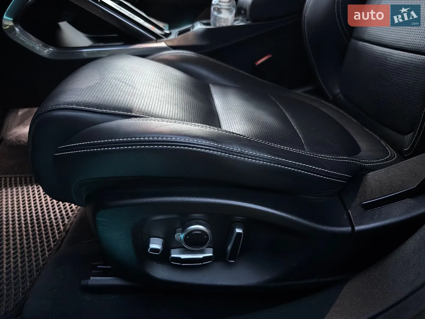 2021 Jaguar I-Pace - мініатюра 37