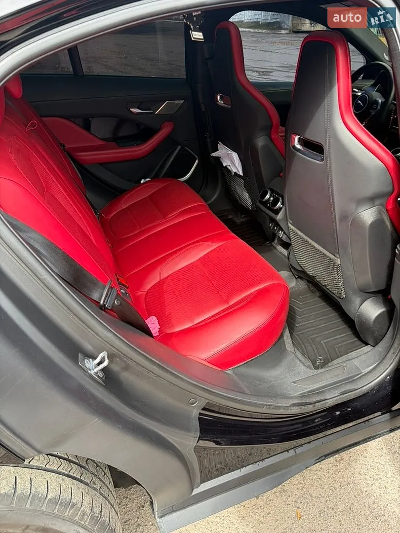 2019 Jaguar I-Pace - мініатюра 20