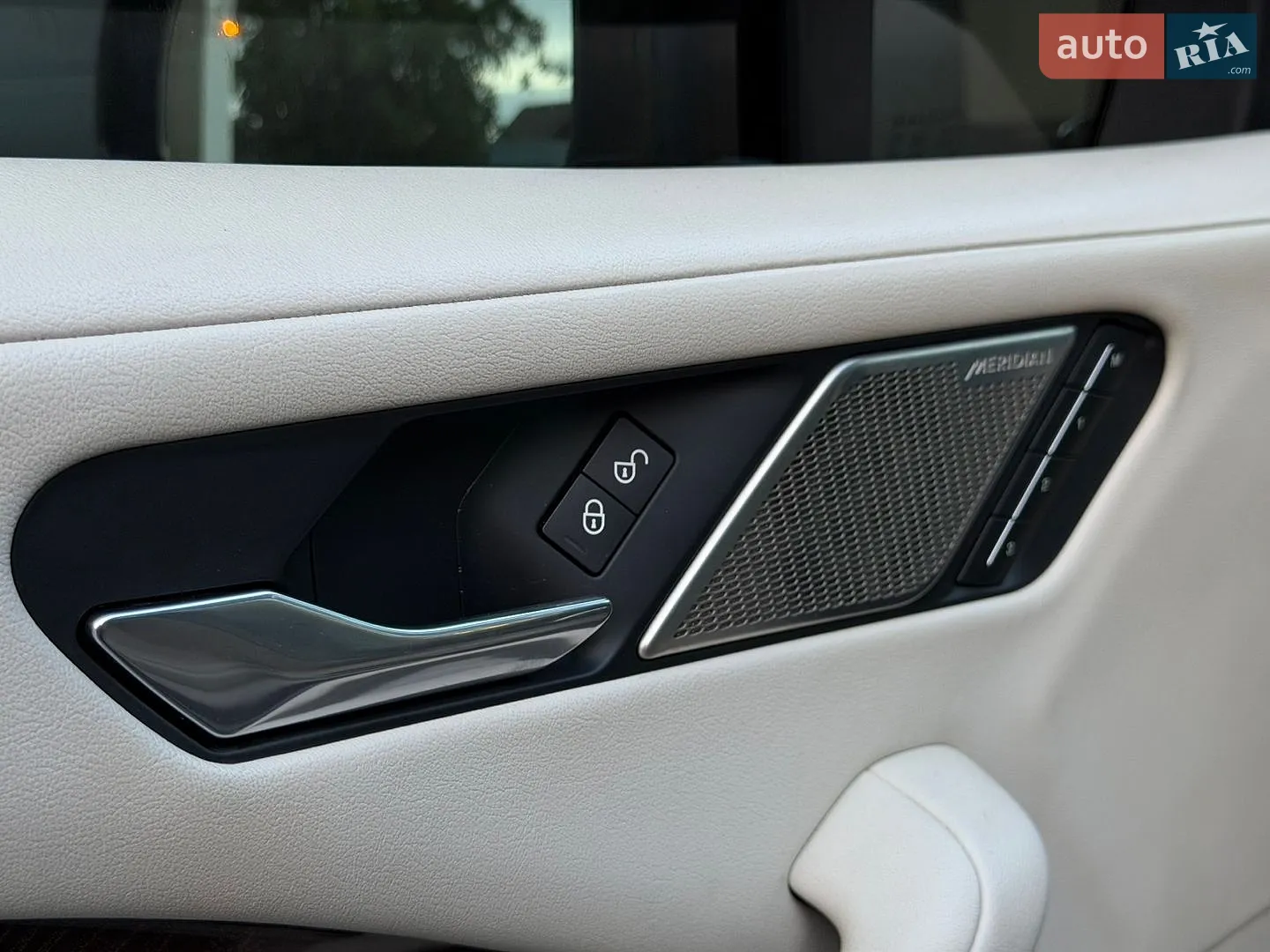2019 Jaguar I-Pace - мініатюра 37