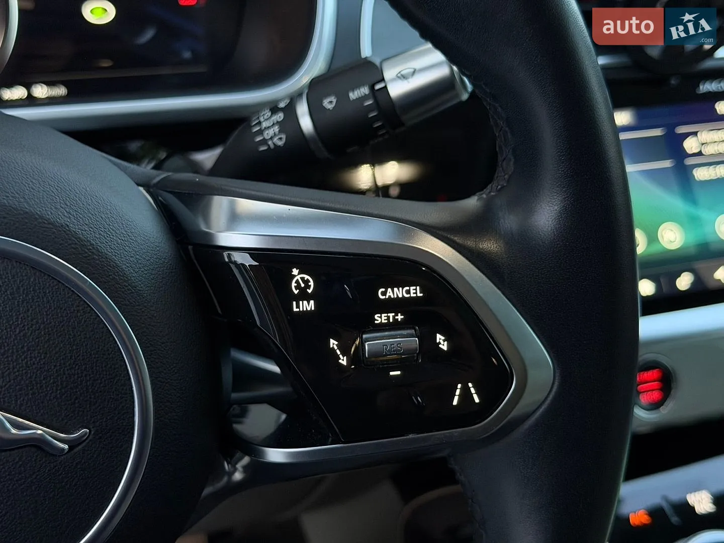 2019 Jaguar I-Pace - мініатюра 47