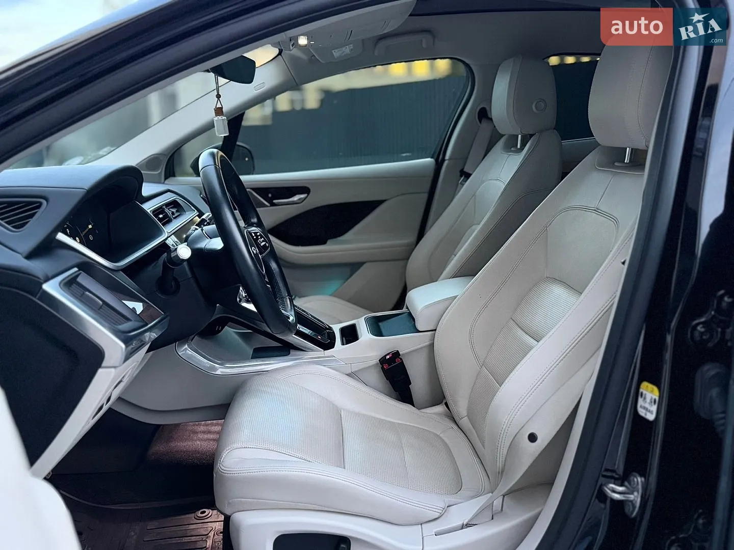 2019 Jaguar I-Pace - мініатюра 51