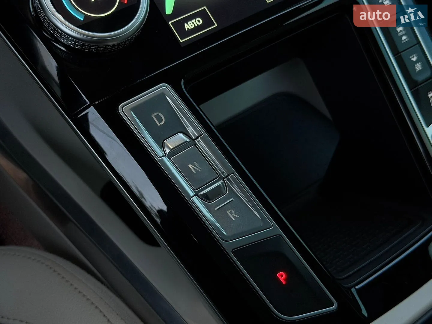 2019 Jaguar I-Pace - мініатюра 57