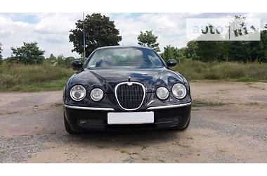 Седан Jaguar S-Type 2006 в Надворной