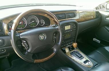 Седан Jaguar S-Type 2005 в Измаиле