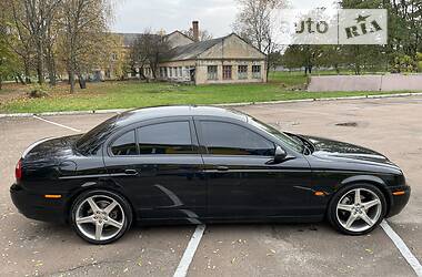 Седан Jaguar S-Type 2004 в Киеве