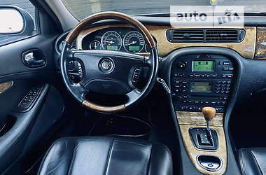 Седан Jaguar S-Type 2005 в Днепре