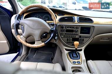 Седан Jaguar S-Type 2001 в Львові