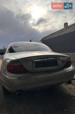 Седан Jaguar S-Type 2001 в 