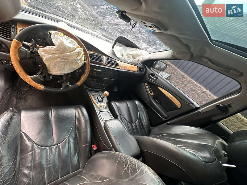 Седан Jaguar S-Type 2001 в Первомайске