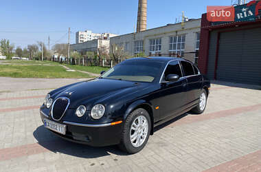 Седан Jaguar S-Type 2004 в 