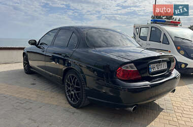 Седан Jaguar S-Type 2001 в 