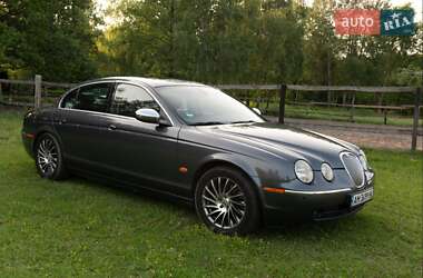 Седан Jaguar S-Type 2006 в 