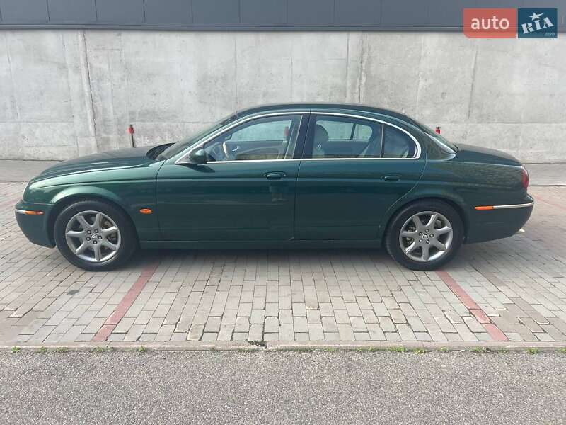 Седан Jaguar S-Type 2004 в Киеве