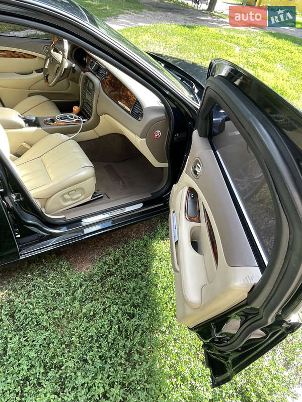 Седан Jaguar S-Type 2007 в Киеве