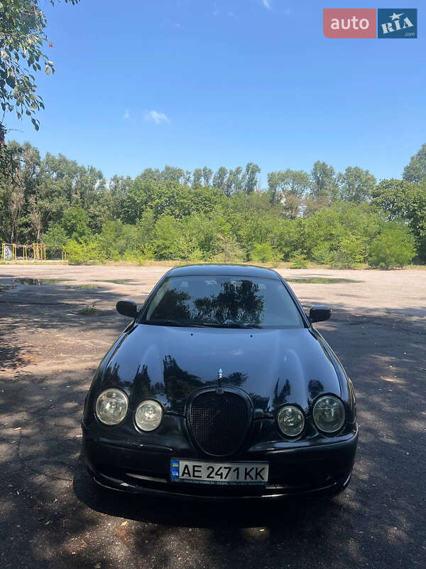 Седан Jaguar S-Type 2000 в Днепре