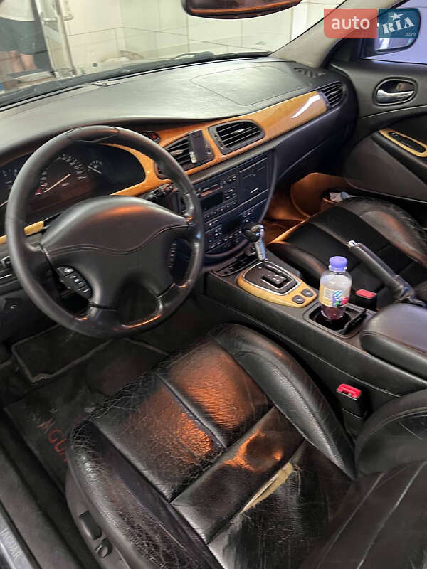 Седан Jaguar S-Type 2000 в Днепре