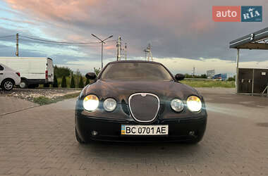 Седан Jaguar S-Type 2004 в 