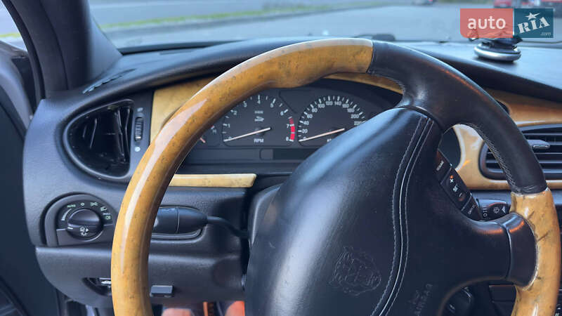 Седан Jaguar S-Type 2000 в Белой Церкви