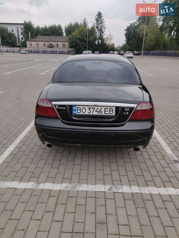 Седан Jaguar S-Type 2004 в Тернополе