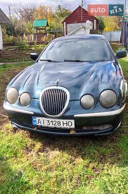 Седан Jaguar S-Type 2000 в Фастове