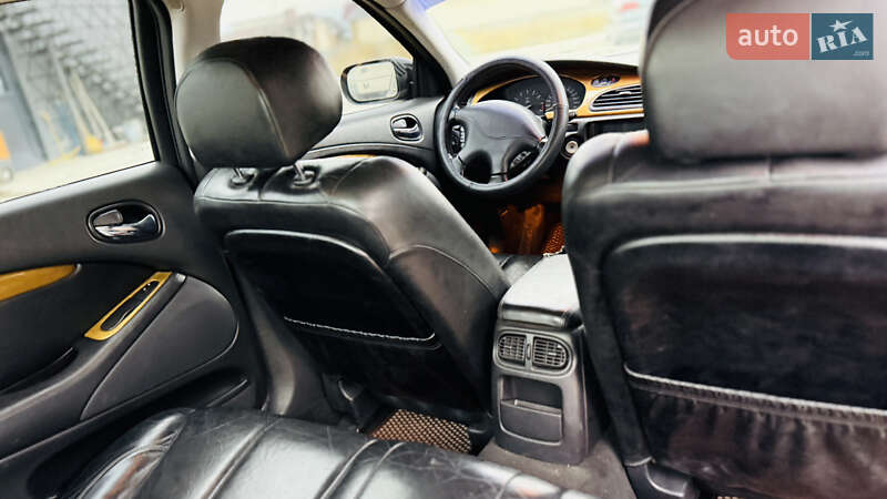 Седан Jaguar S-Type 2000 в Солотвине