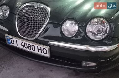 Седан Jaguar S-Type 1999 в Лубнах