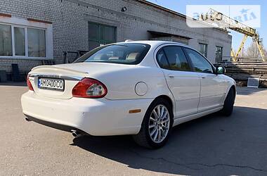 Седан Jaguar X-Type 2008 в Киеве