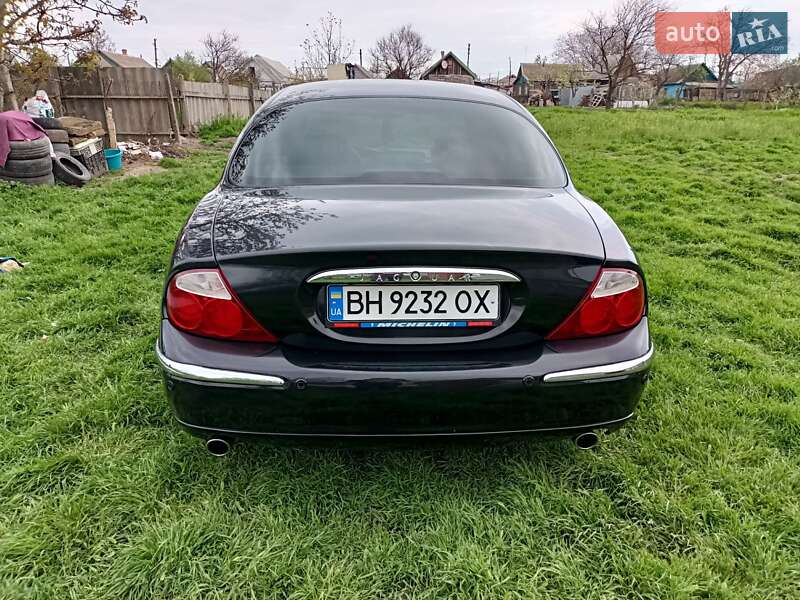Седан Jaguar X-Type 2001 в Одесі