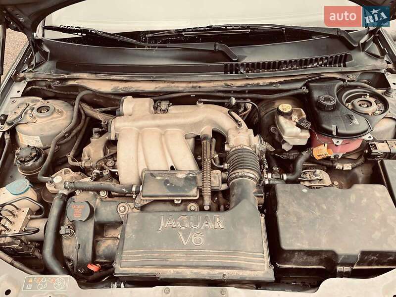 Седан Jaguar X-Type 2008 в Києві