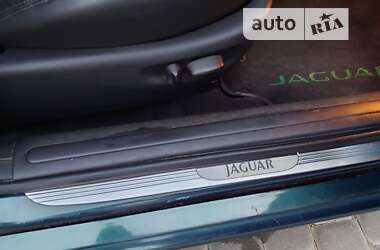 Седан Jaguar X-Type 2002 в Умани