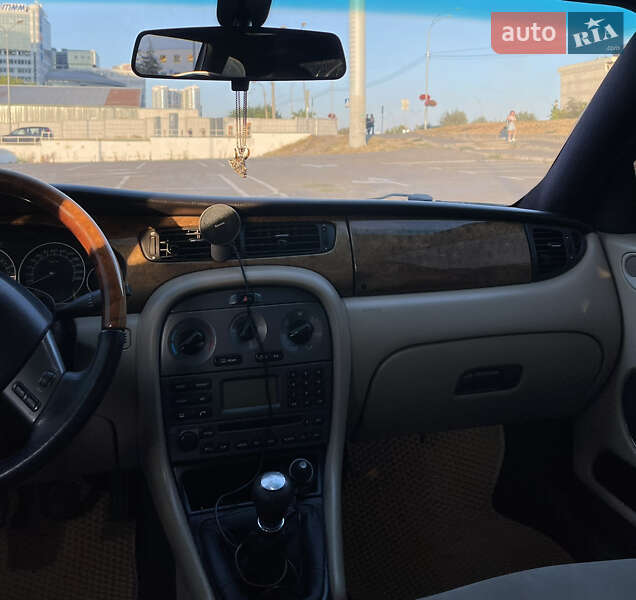 Универсал Jaguar X-Type 2004 в Киеве