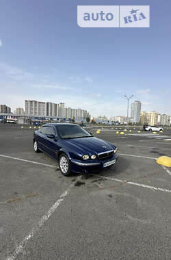 Седан Jaguar X-Type 2001 в Киеве