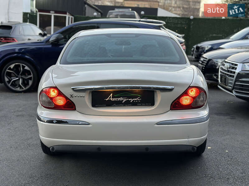 Седан Jaguar X-Type 2008 в Киеве