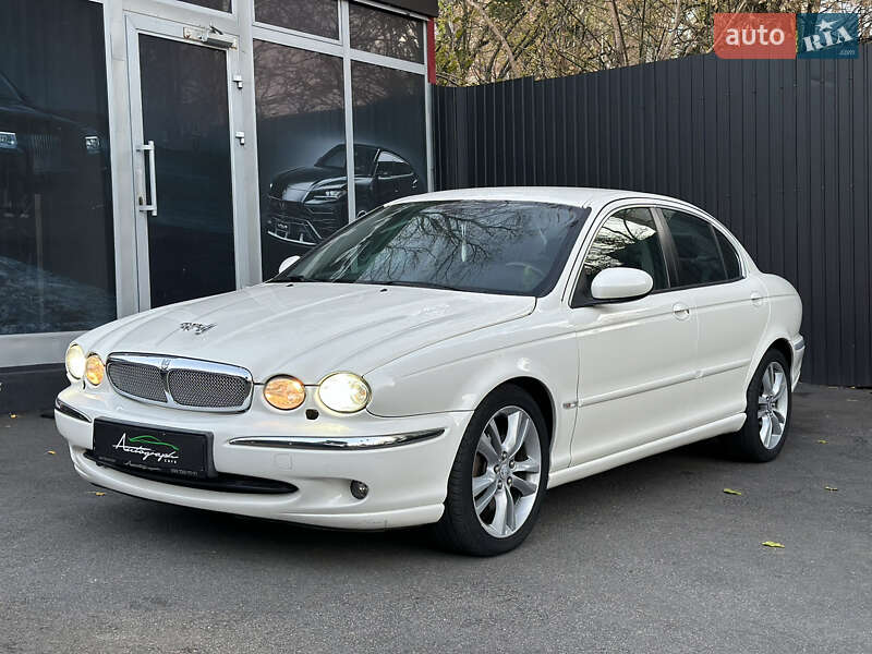 Седан Jaguar X-Type 2008 в Киеве