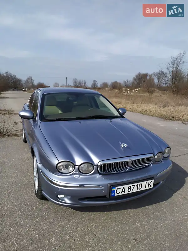 Jaguar X-Type