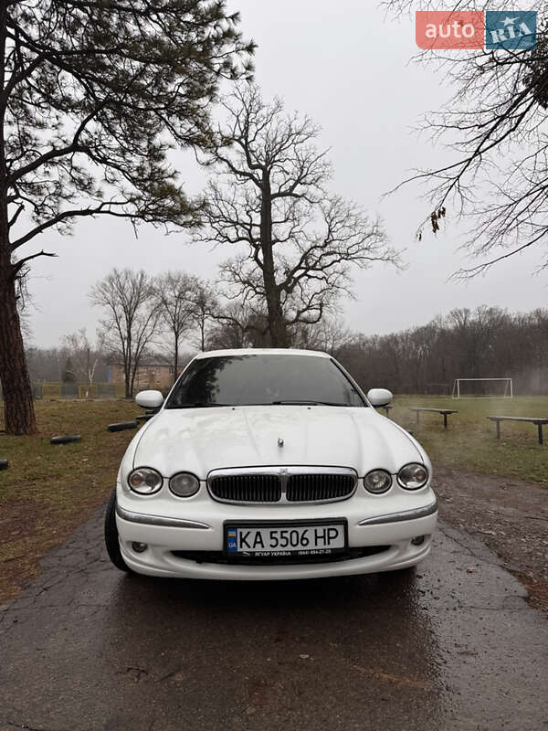 Седан Jaguar X-Type 2007 в Тальном