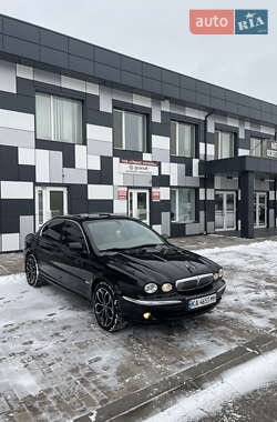 Седан Jaguar X-Type 2003 в Ніжині