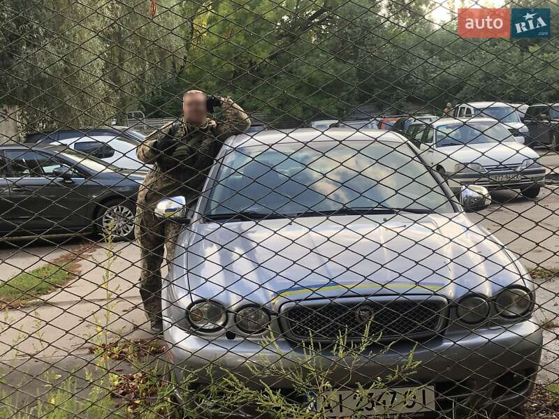 Седан Jaguar X-Type 2008 в Киеве