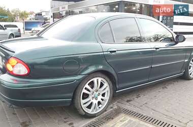 Седан Jaguar X-Type 2002 в Умані