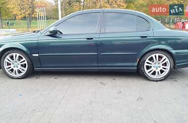 Седан Jaguar X-Type 2002 в Умані