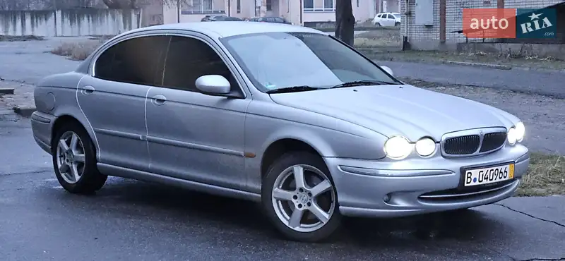 Седан Jaguar X-Type 2002 в 