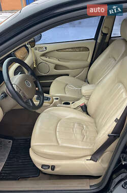 Седан Jaguar X-Type 2003 в 