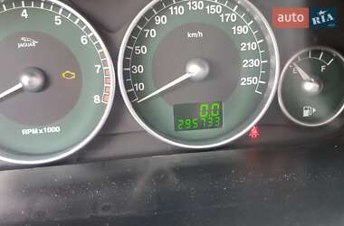 Седан Jaguar X-Type 2002 в 