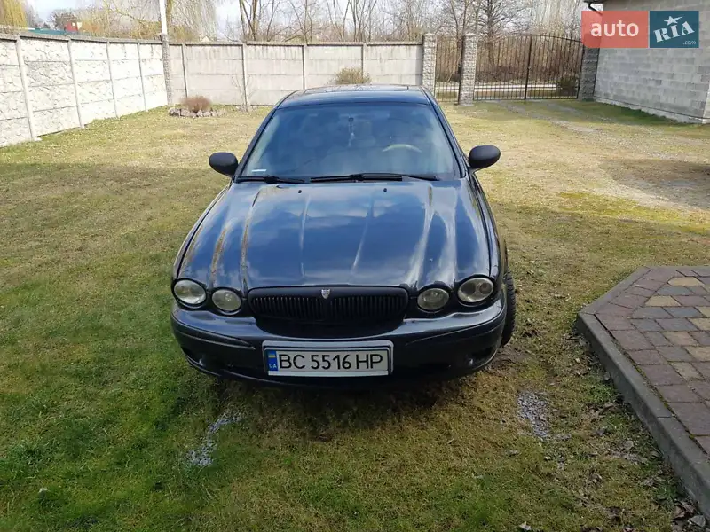 Jaguar X-Type