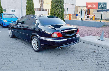 Седан Jaguar X-Type 2006 в 
