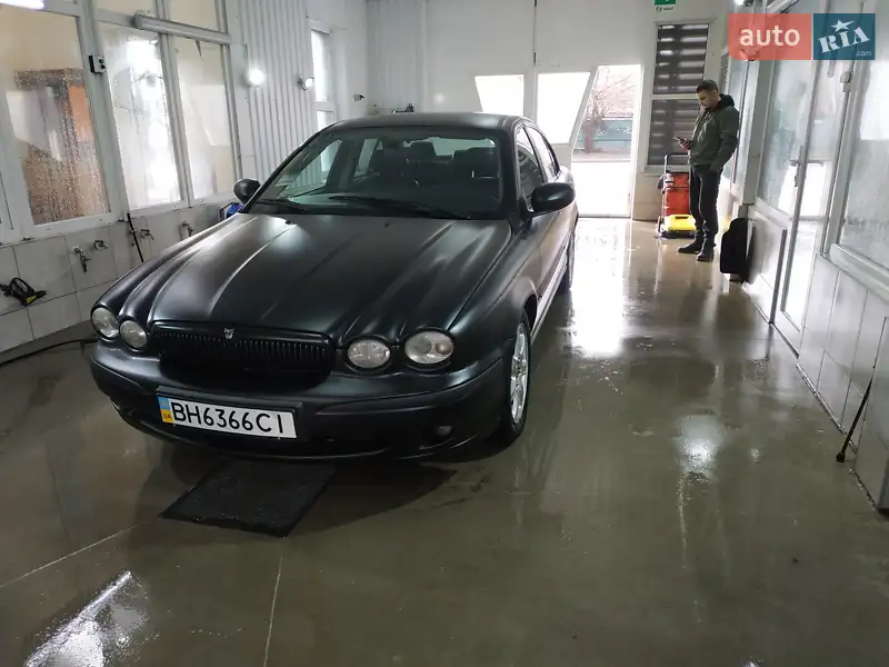 Jaguar X-Type