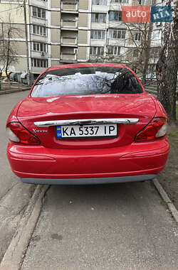 Седан Jaguar X-Type 2004 в 