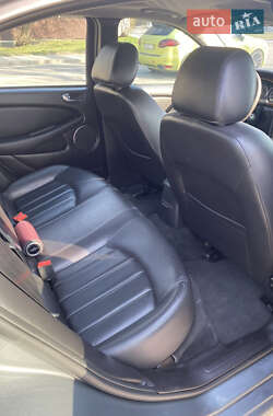 Седан Jaguar X-Type 2006 в 