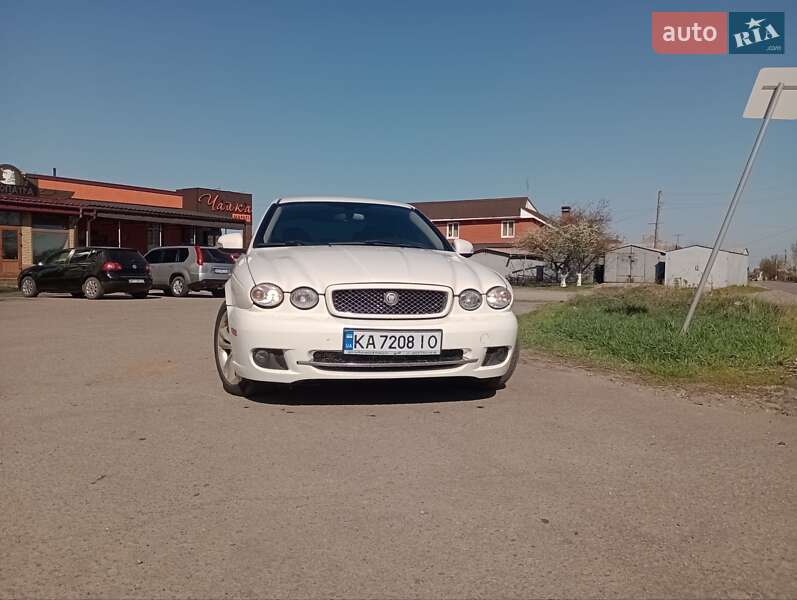 Седан Jaguar X-Type 2008 в Ахтырке