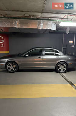 Седан Jaguar X-Type 2008 в 